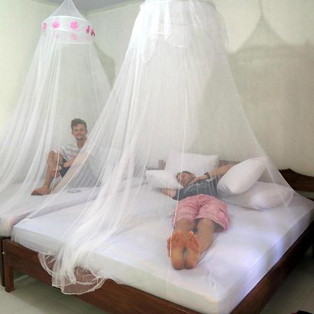 Tangkoko Macaca Hotel Rinondoran Buitenkant foto